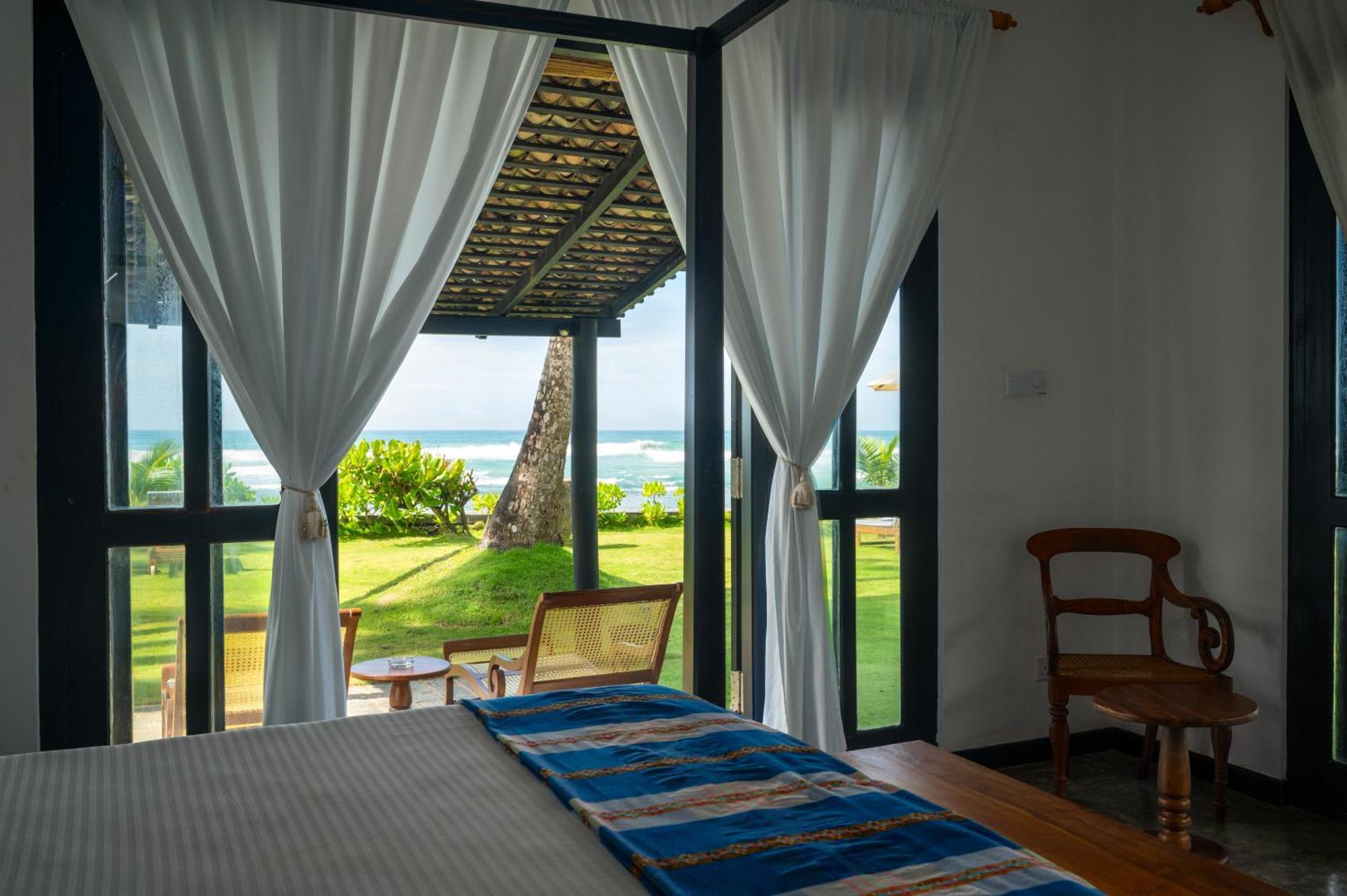 Poya Villa Ahangama Esterno foto